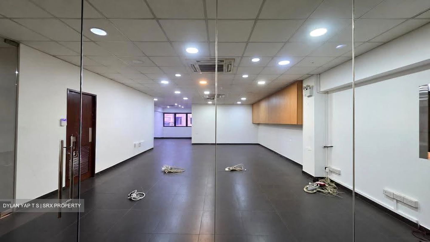 T5 @ Tampines (D18), Factory #632855661